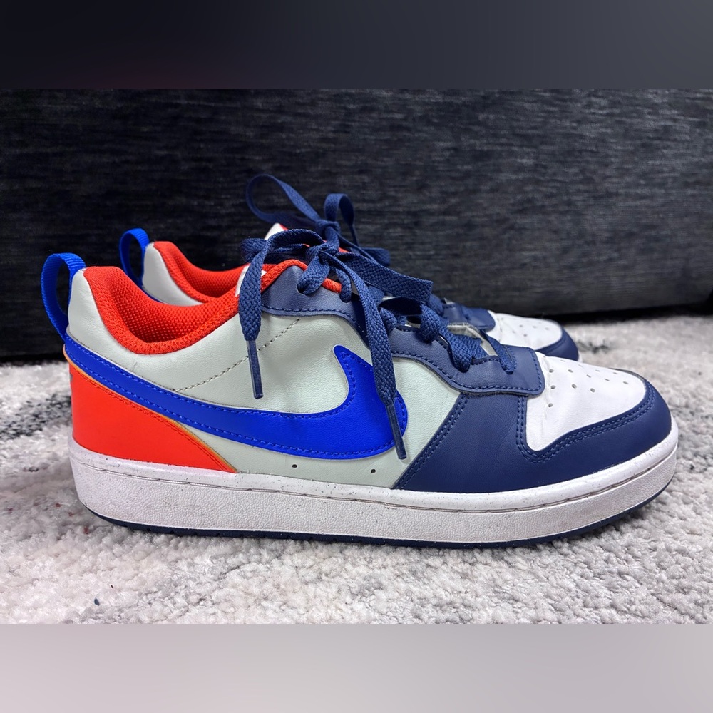 Sz. 7Y “Big Boys”Nike Court Borough Navy / Orange Light Silver Hyper Royal - Picture 2 of 15